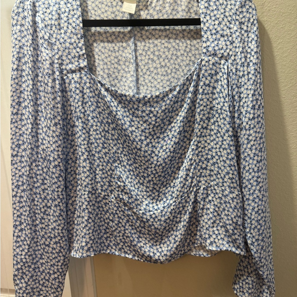 H&M Blue and White Long Sleeve Crop Blouse